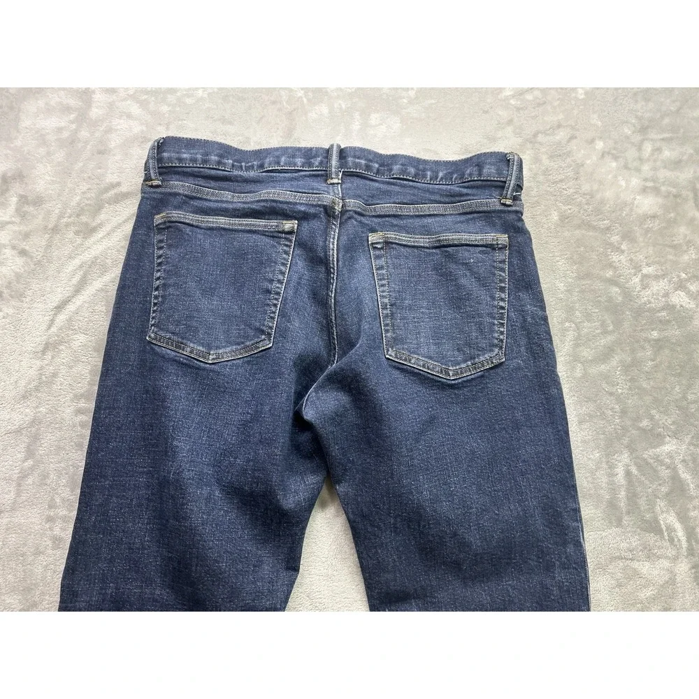 Gap Mens Jeans Size 34x30 Blue Straight Fit Denim Guys Workwear Grunge Western